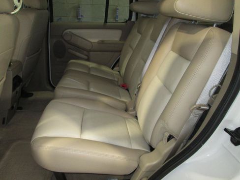 Used 2008 Ford Explorer Eddie Bauer AWD/4WD image 22