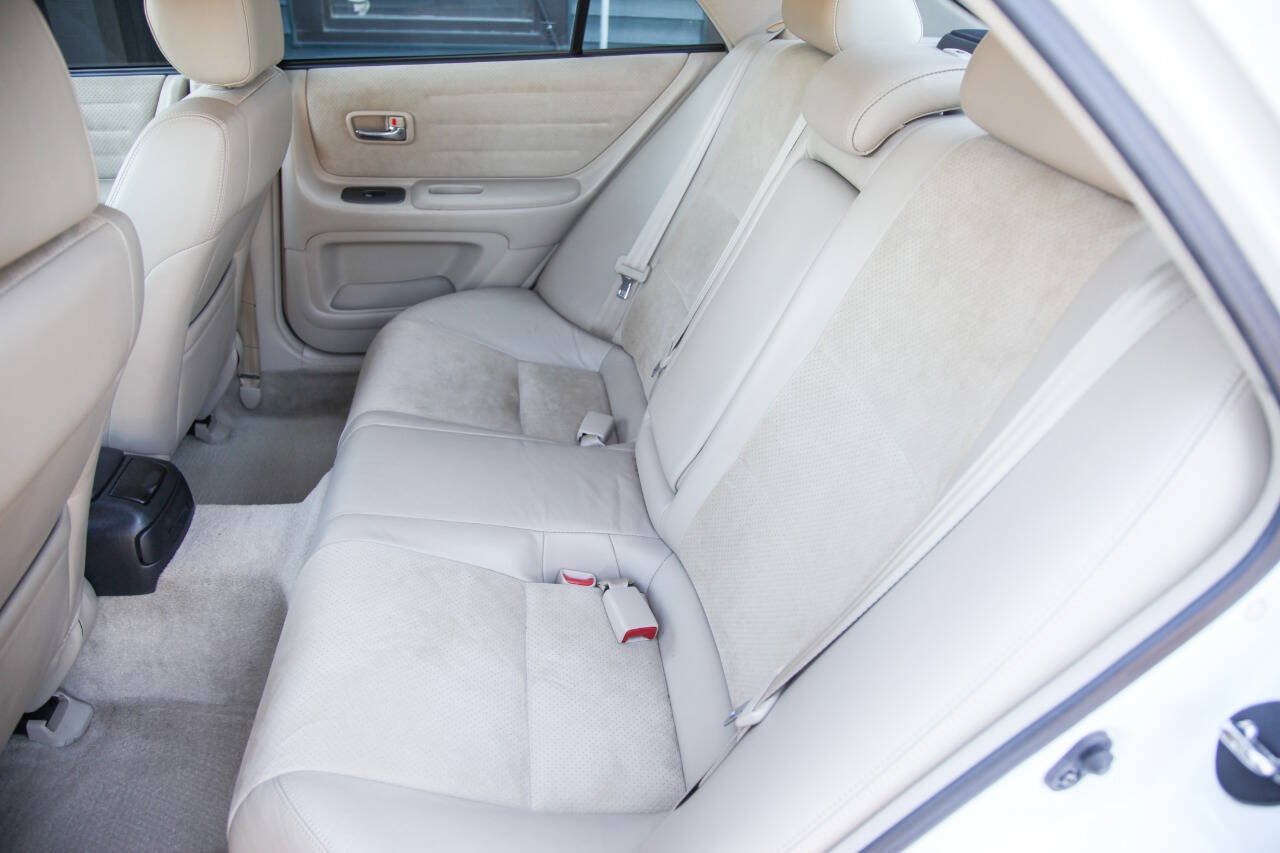 Used 2001 Lexus IS 300 w/ Leather Trim Pkg RWD image 50