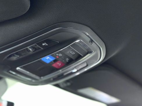 Used 2023 Jeep Wagoneer L Series II image 29