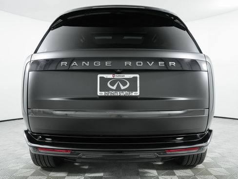 Used 2023 Land Rover Range Rover SE AWD/4WD image 16
