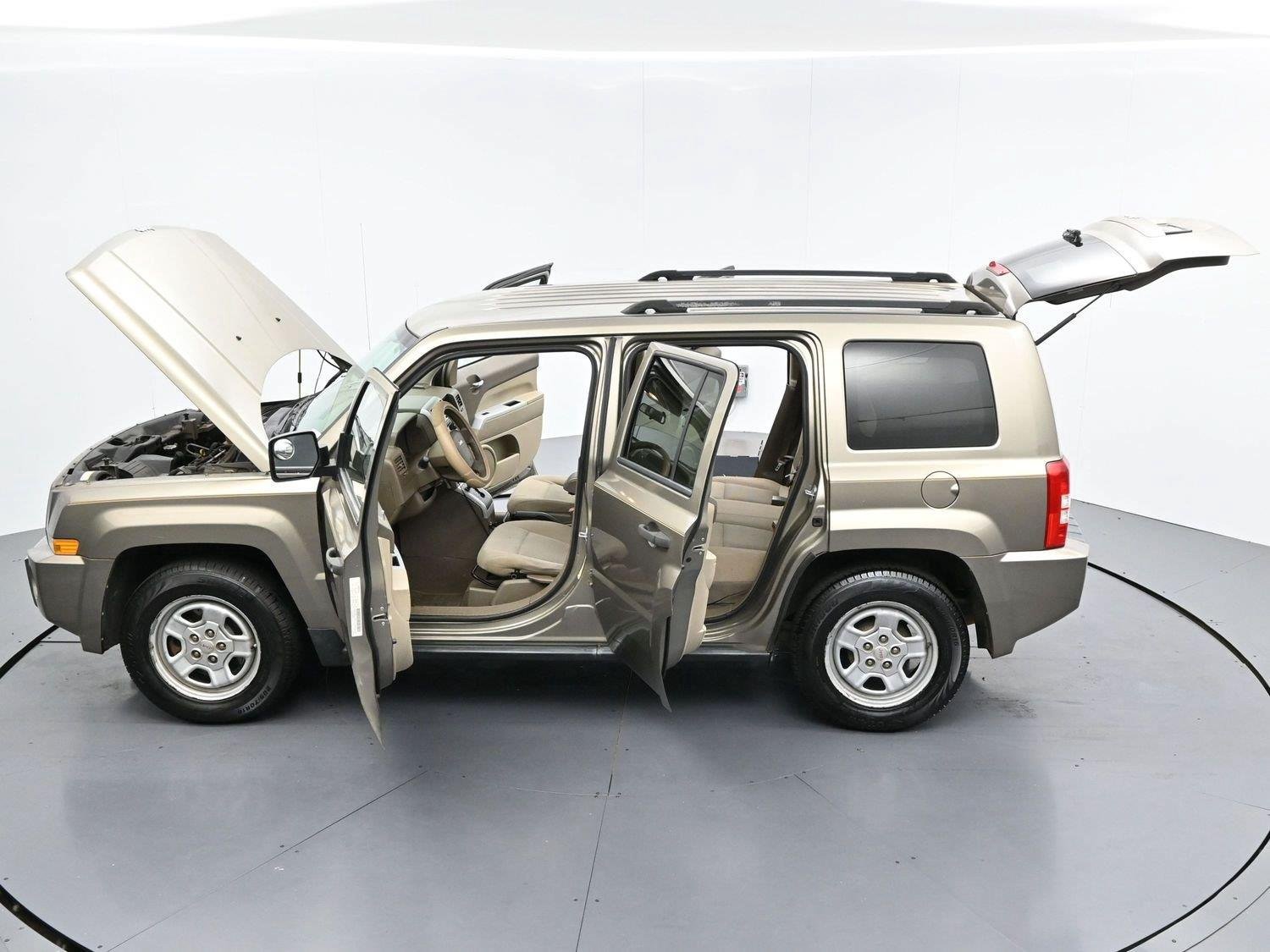 Used 2008 Jeep Patriot Sport FWD image 35