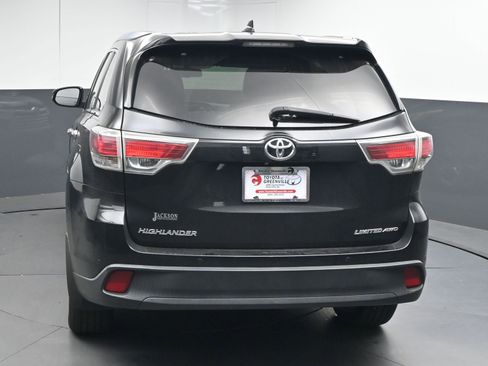 Used 2016 Toyota Highlander Limited image 7