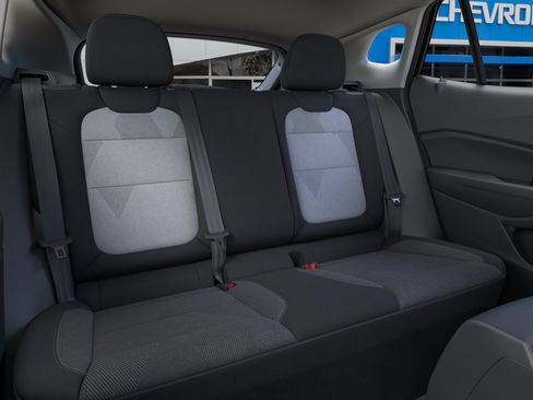 New 2026 Chevrolet Trax LS w/ LS Convenience Package FWD image 19