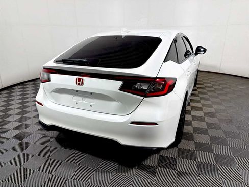 Used 2022 Honda Civic Sport image 6