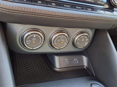 New 2025 Nissan Z Performance w/ Floor Mat Package image 16