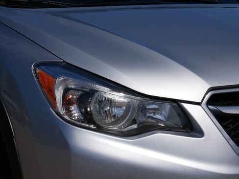Used 2013 Subaru Crosstrek 2.0i Limited w/ Popular Pkg 2 AWD/4WD image 16