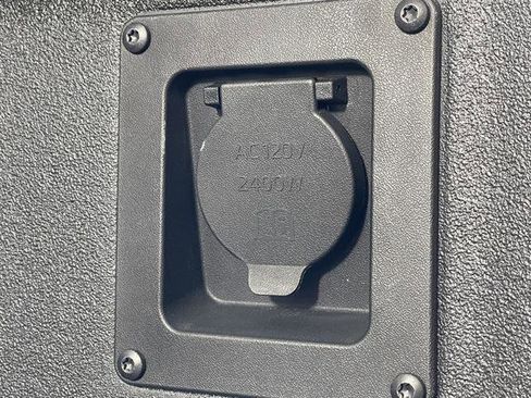 Certified 2025 Toyota Tacoma TRD Sport image 23