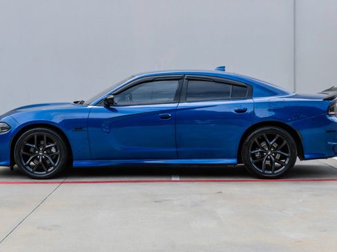 Used 2022 Dodge Charger R/T w/ Blacktop Package RWD image 12