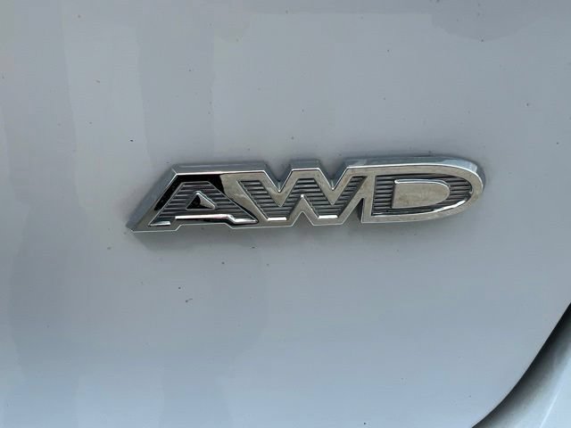 Used 2023 Chrysler Pacifica Touring-L AWD/4WD image 11