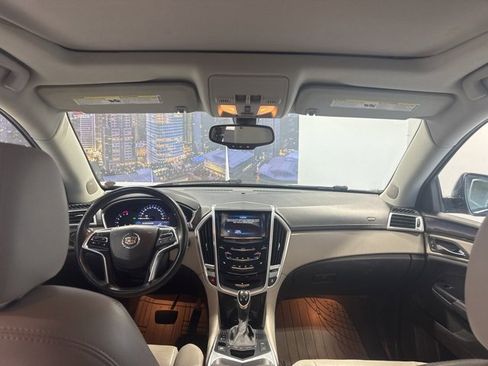 Used 2016 Cadillac SRX Luxury image 15