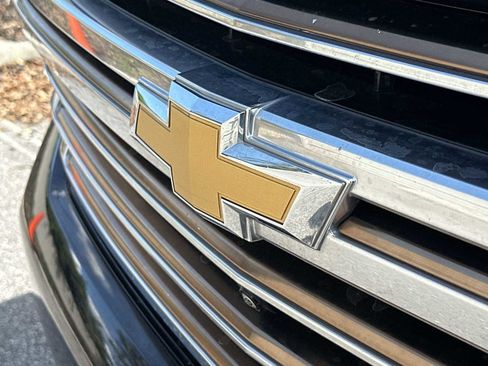 Certified 2023 Chevrolet Suburban High Country w/ Max Trailering Package RWD image 10