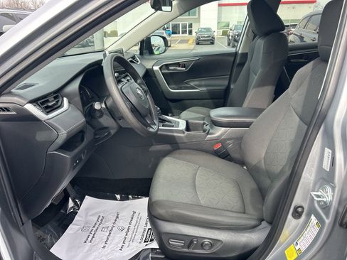 Used 2024 Toyota RAV4 XLE image 2