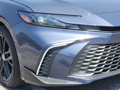 New 2026 Toyota Camry SE image 7
