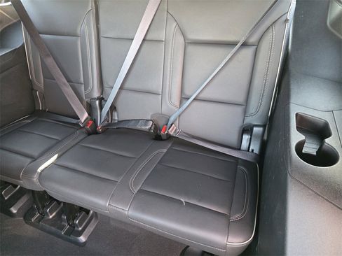 Used 2023 GMC Yukon SLT image 21
