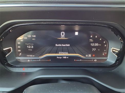 Used 2022 GMC Yukon XL Denali w/ Denali Premium Package image 16