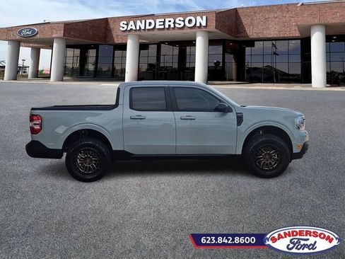 Used 2024 Ford Maverick Lariat image 2