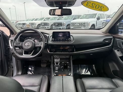 Used 2023 Nissan Rogue SL image 15
