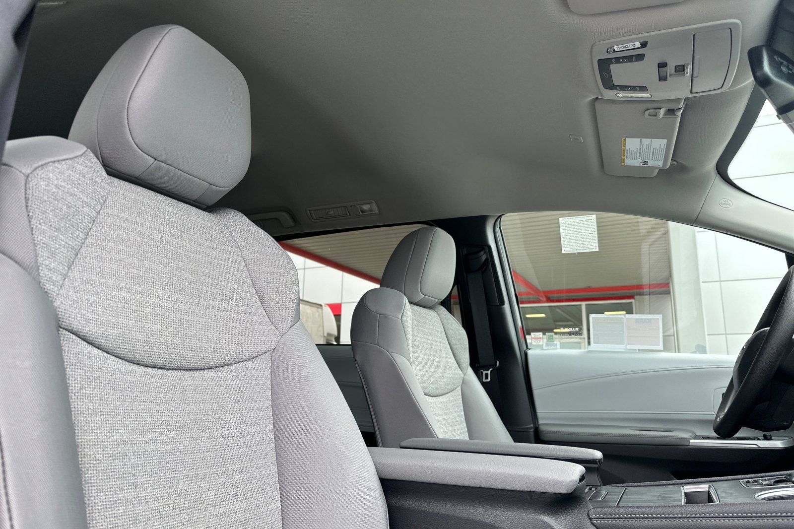 New 2026 Toyota Sienna LE FWD image 20