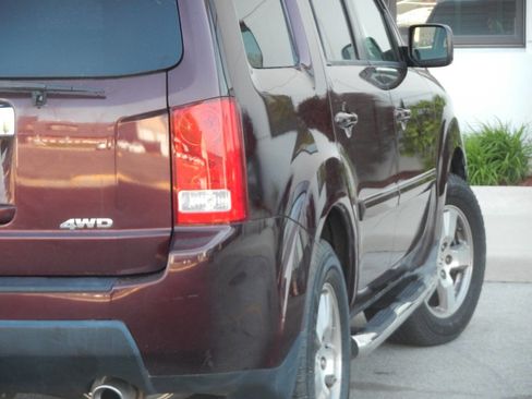 Used 2009 Honda Pilot EX-L image 17