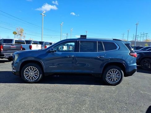 New 2026 GMC Acadia Denali w/ Super Cruise Package image 2