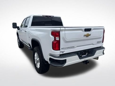 Used 2022 Chevrolet Silverado 2500 High Country AWD/4WD image 7