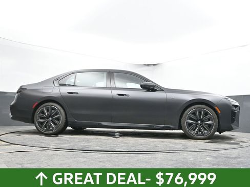 Used 2023 BMW 760i xDrive image 81