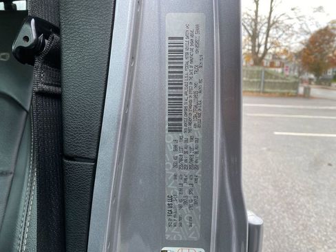 Used 2020 Jeep Gladiator Overland image 32