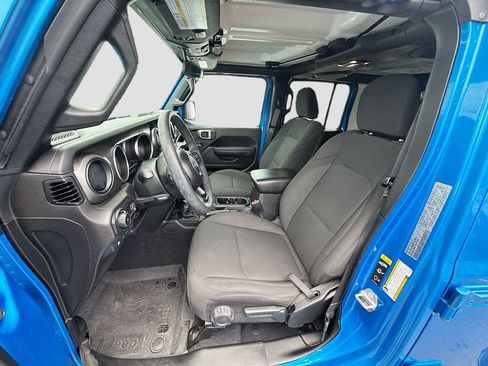 Used 2023 Jeep Wrangler Unlimited AWD/4WD image 23