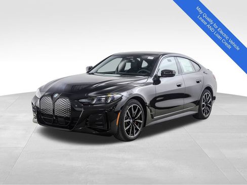 New 2026 BMW i4 xDrive40i w/ M Sport Package AWD/4WD image 1