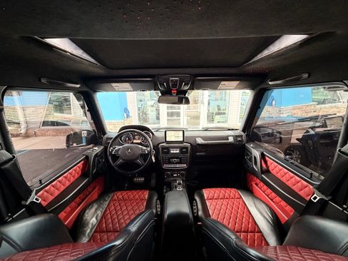 Used 2015 Mercedes-Benz G 63 AMG 4MATIC image 53