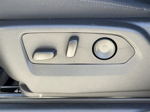 New 2026 Chevrolet Silverado 2500 LT w/ Texas Edition image 24