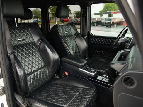 Used 2015 Mercedes-Benz G 63 AMG 4MATIC image 25