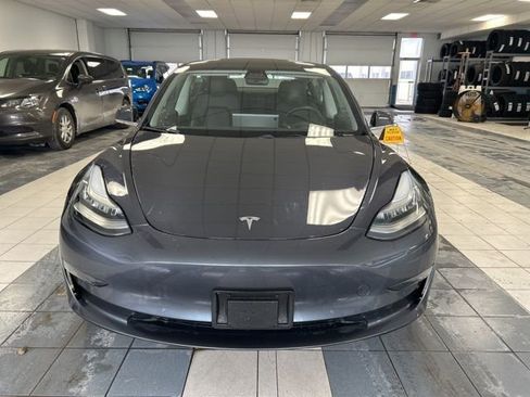 Used 2019 Tesla Model 3 Long Range image 2