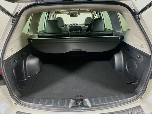 Used 2021 Subaru Forester Limited image 28