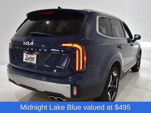 Used 2023 Kia Telluride EX w/ EX Captain's Chair Package FWD image 4