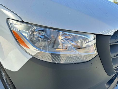 New 2025 Mercedes-Benz Sprinter 2500 image 9