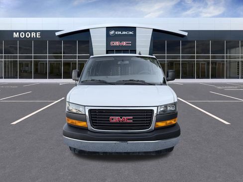 Used 2025 GMC Savana 2500 w/ Driver Convenience Package RWD image 5