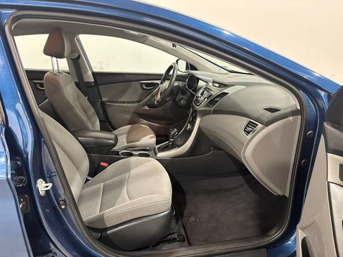 Used 2016 Hyundai Elantra SE FWD image 19