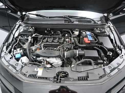 Used 2023 Honda Accord LX image 11