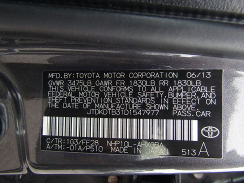Used 2013 Toyota Prius C Three FWD image 25