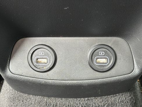 Used 2023 Hyundai Santa Fe SEL FWD image 19