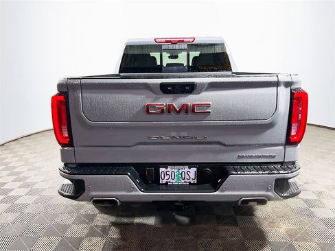 Used 2025 GMC Sierra 1500 Denali w/ Denali Reserve Package image 7