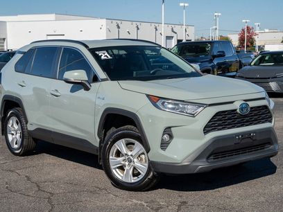 Used 2021 Toyota RAV4 XLE w/ XLE Grade Weather Package