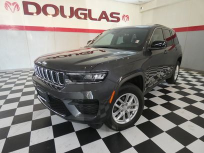 Used 2025 Jeep Grand Cherokee Laredo X