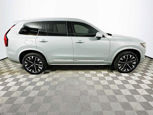 New 2026 Volvo XC90 T8 Plus image 8