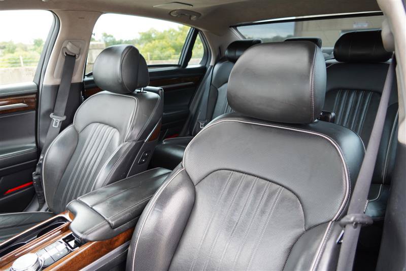 Used 2019 Genesis G90 5.0 Ultimate RWD image 59
