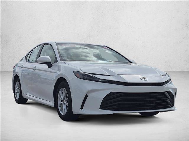 Used 2025 Toyota Camry LE FWD image 3