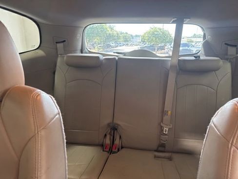 Used 2012 Buick Enclave Leather FWD image 23