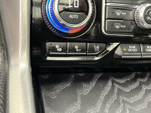 Certified 2023 GMC Yukon Denali AWD/4WD image 26