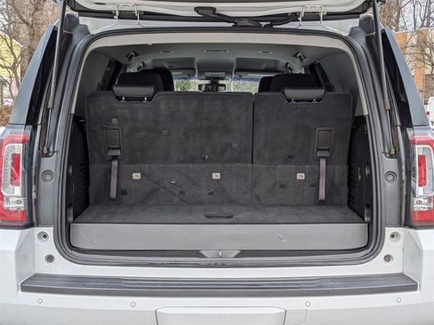 Used 2015 GMC Yukon SLE image 6